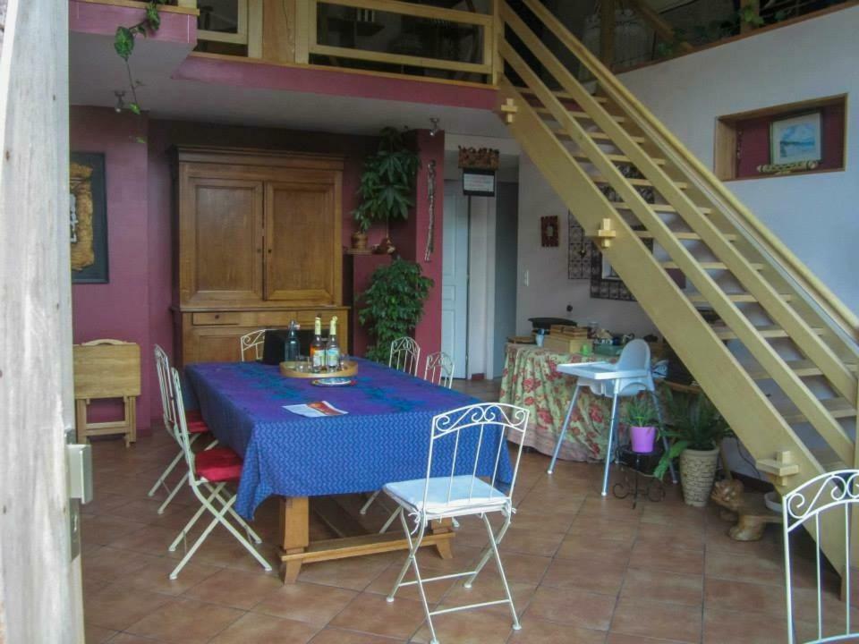 Chambres D'Hotes Le Peyroux Montcel  Exteriér fotografie