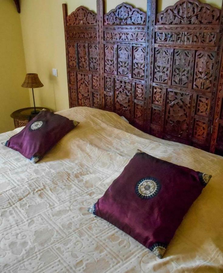 Chambres D'Hotes Le Peyroux Montcel  Exteriér fotografie
